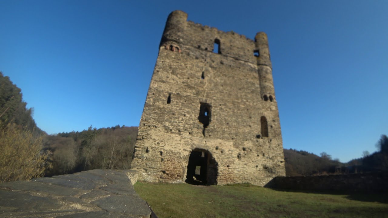 Burgruine Balduinseck im Hunsrück