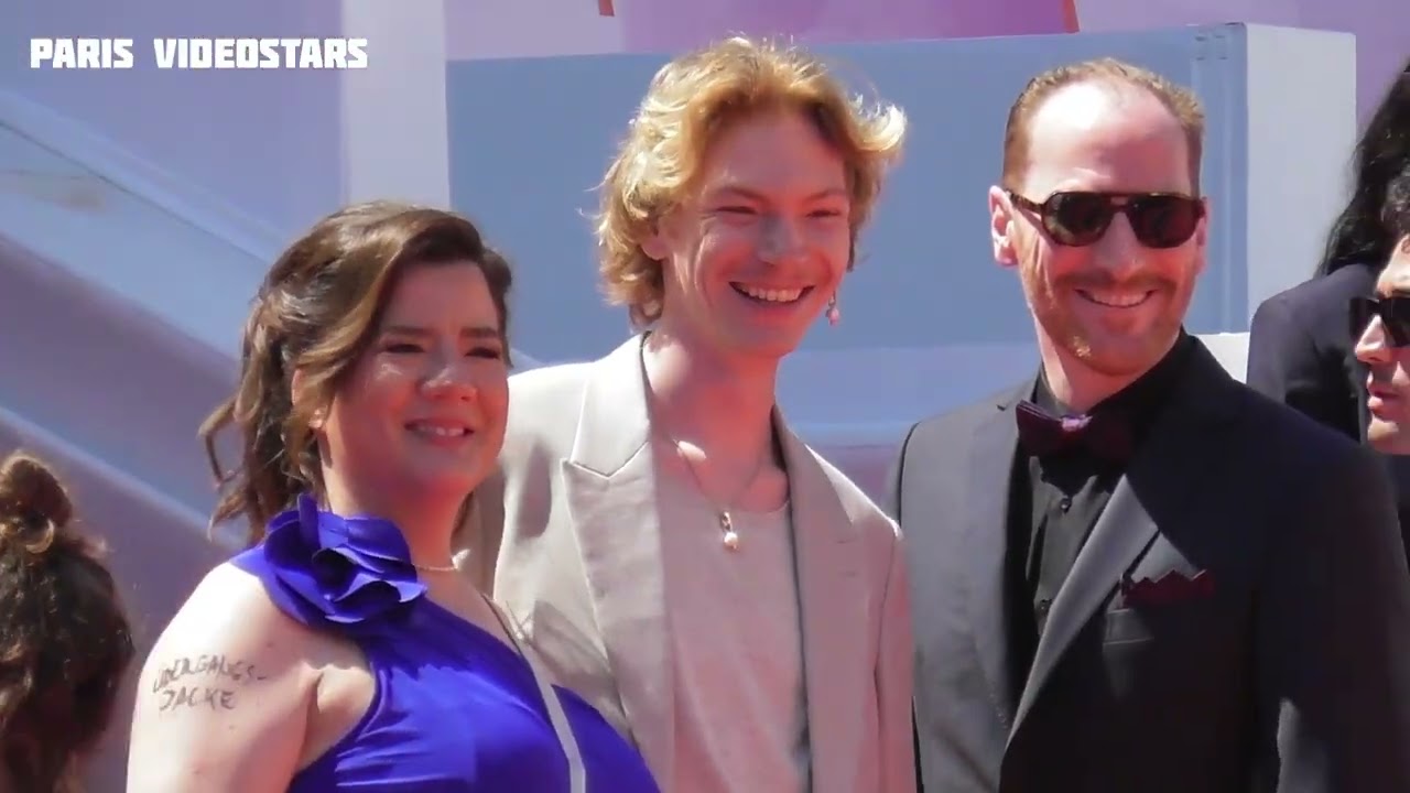 Red carpet 