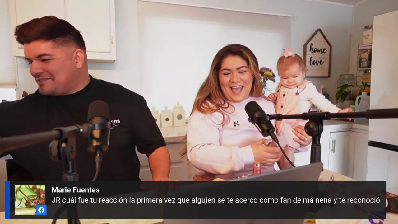 Sabado LLuvioso con Yesika y esmeralda