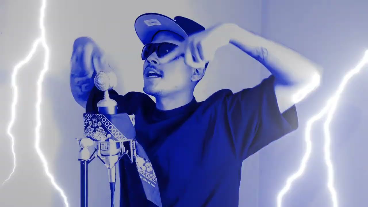 2KRAZY - FREAK HOE (LIVE PERFORMANCE)