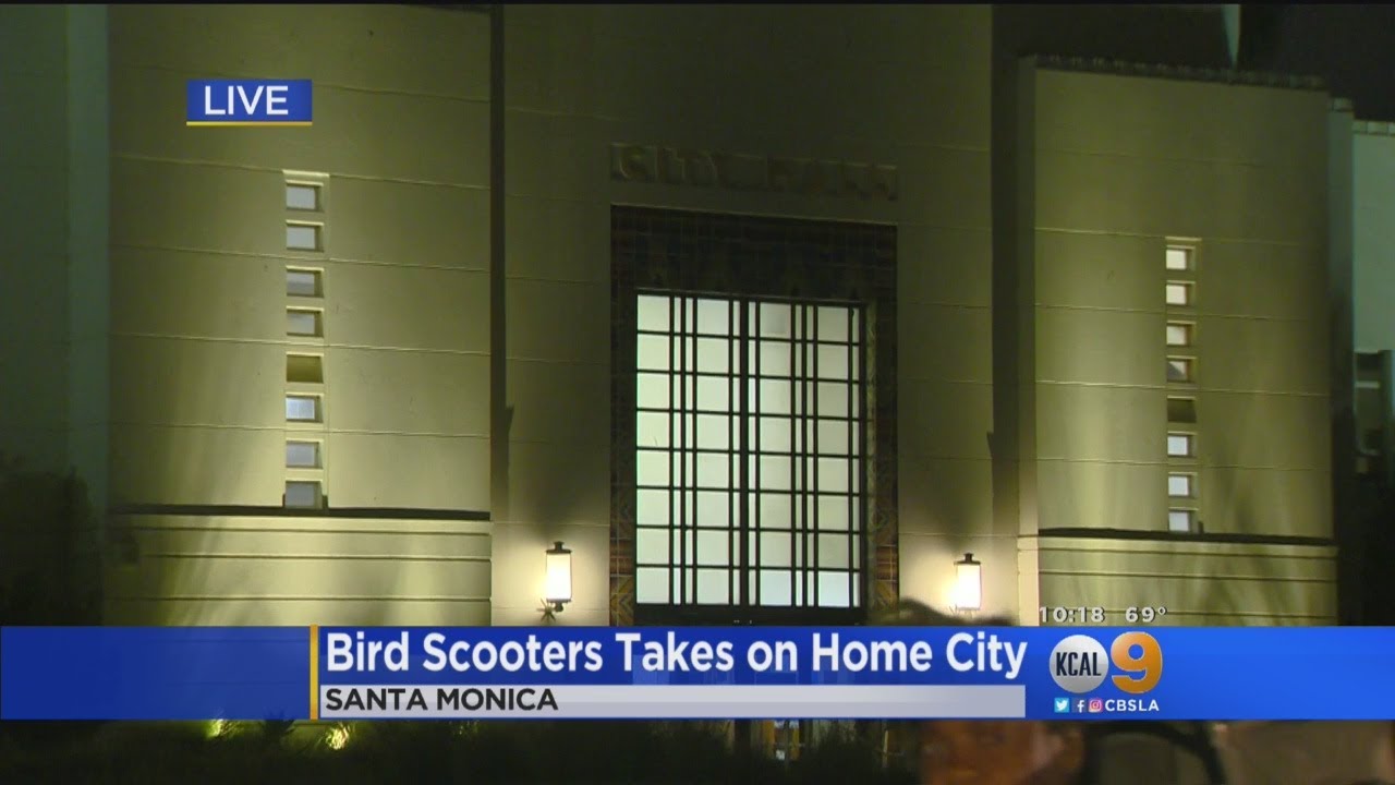 KCAL 9 News at 10:00 p.m.