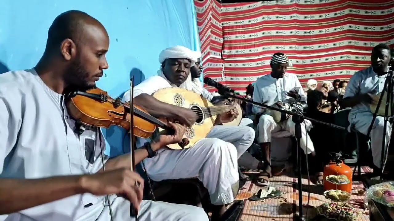 عدنا اليكم بـ تقاسيم عود قوة تحت اشراف نجم قورارة الاستاذ مبارك فولاني 🌴🎻😵‍💫