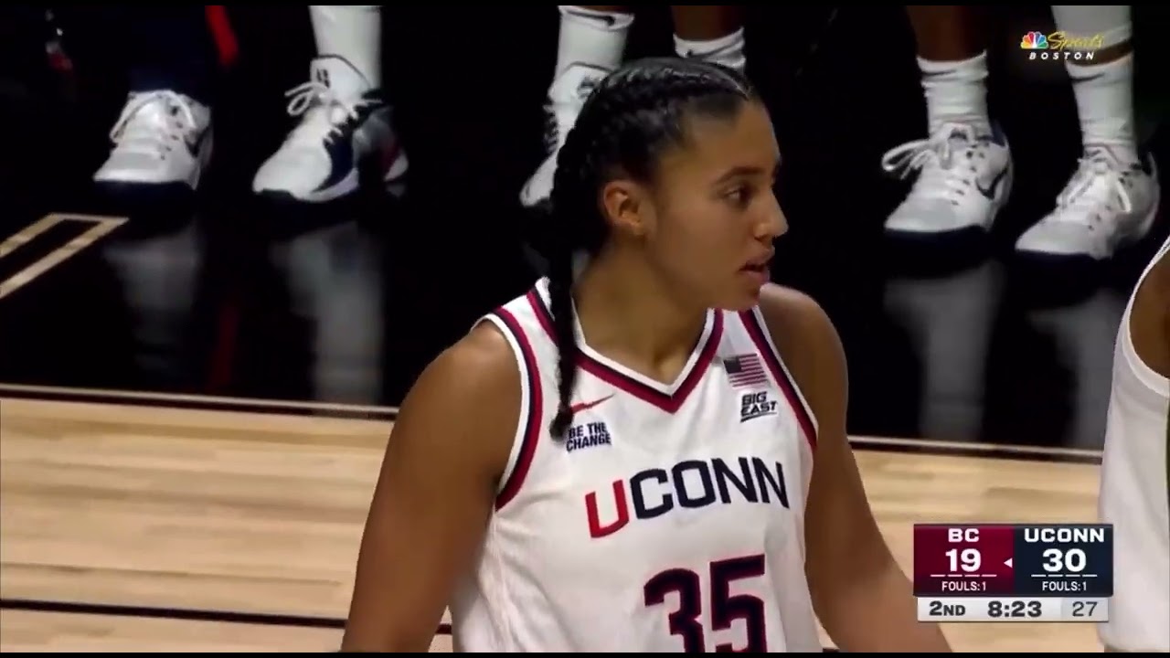 Azzi Fudd's highlights in UConn's win over Boston College