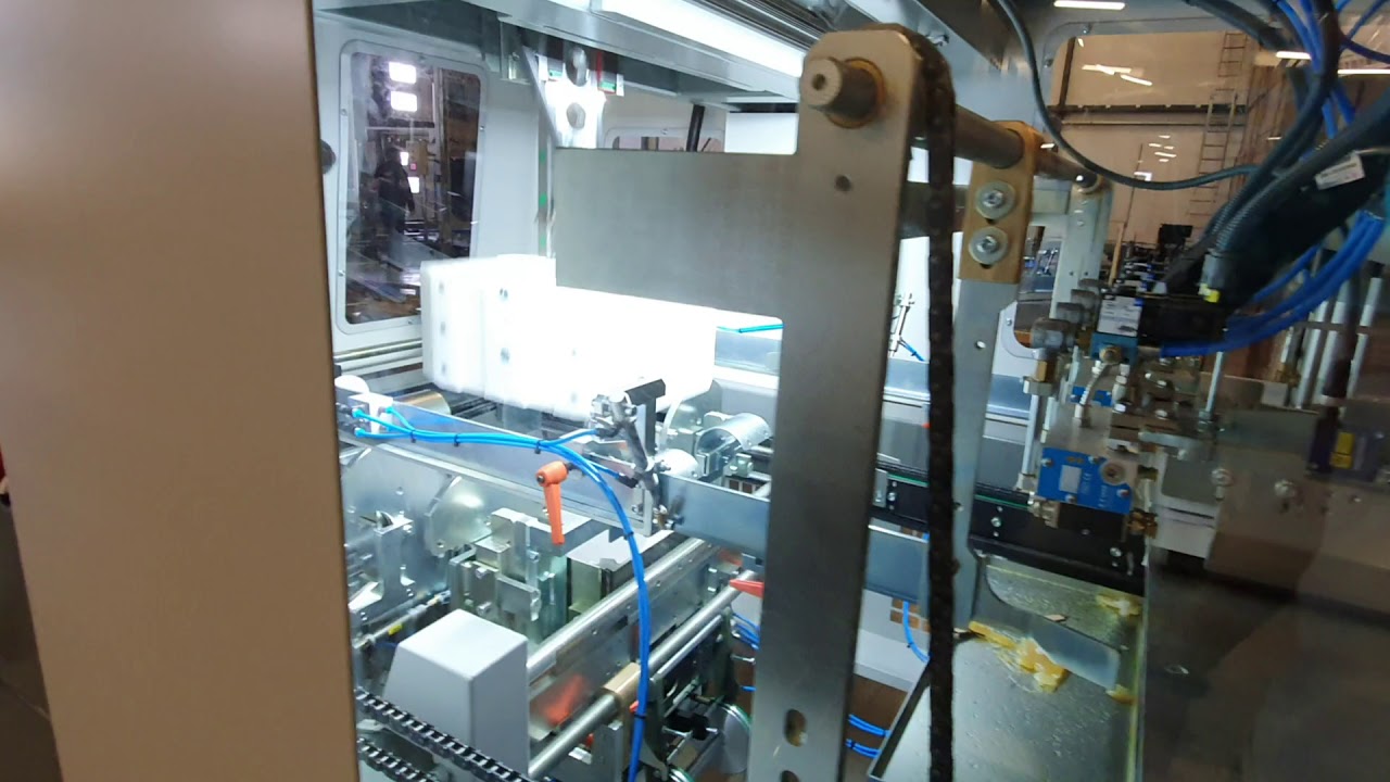 Boix FP-4/2M plus Pre-feeder and box stacker.