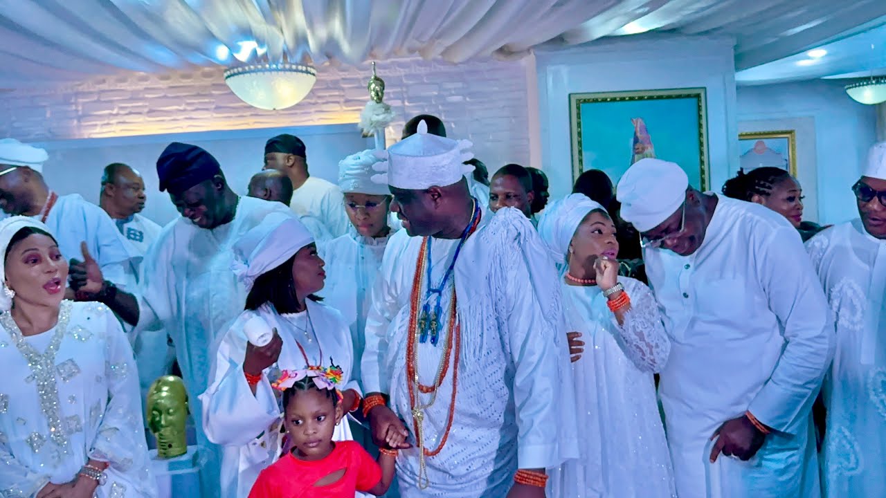 OONI OF IFE DECLARES TAKING NO MORE WIFE AS HE CUT 51ST BIRTHDAY CAKE WITH QUEEN ASHLEY & MARIAM 