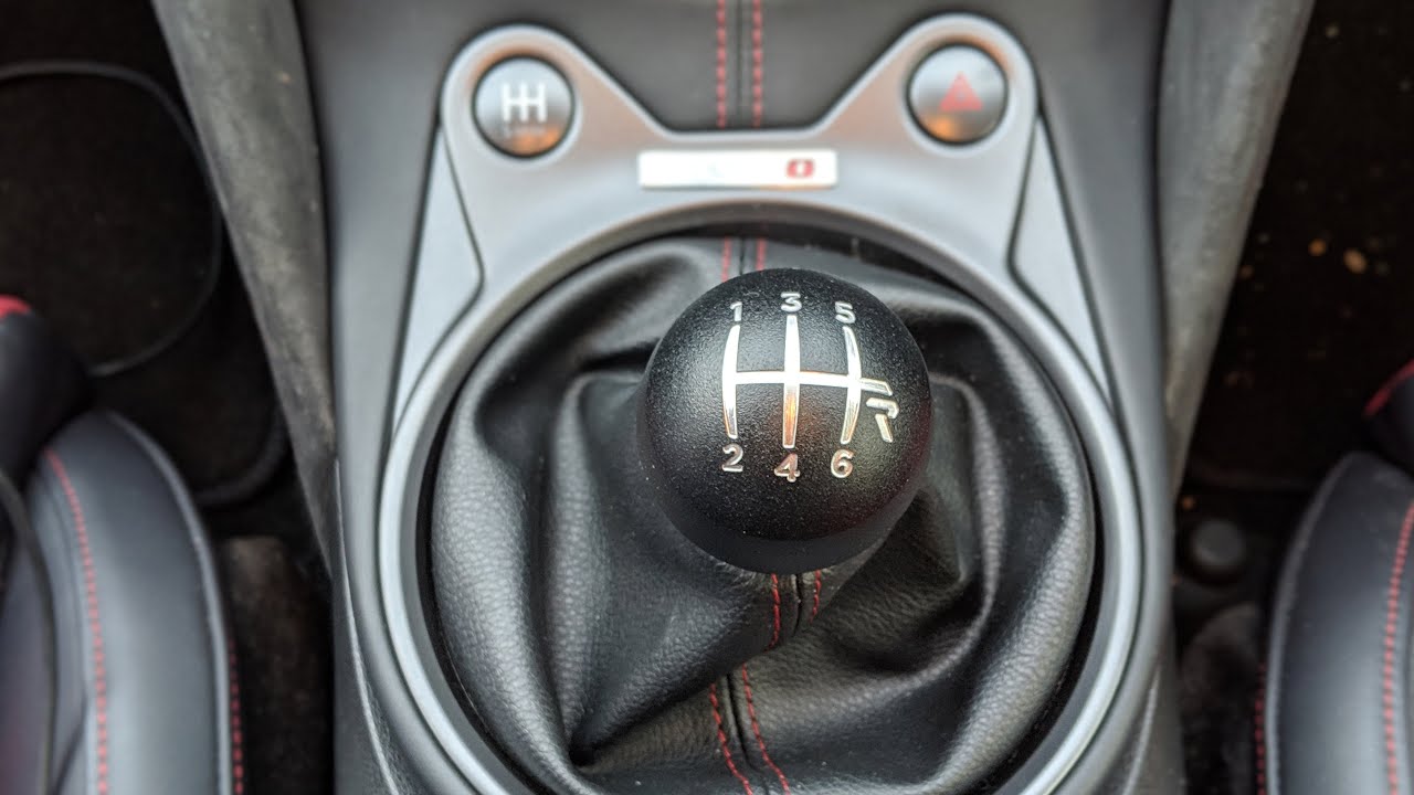 Nissan 370Z Gear Knob (Shifter) Removal - Race Seng Slammer Replacement - 350Z G35 G37