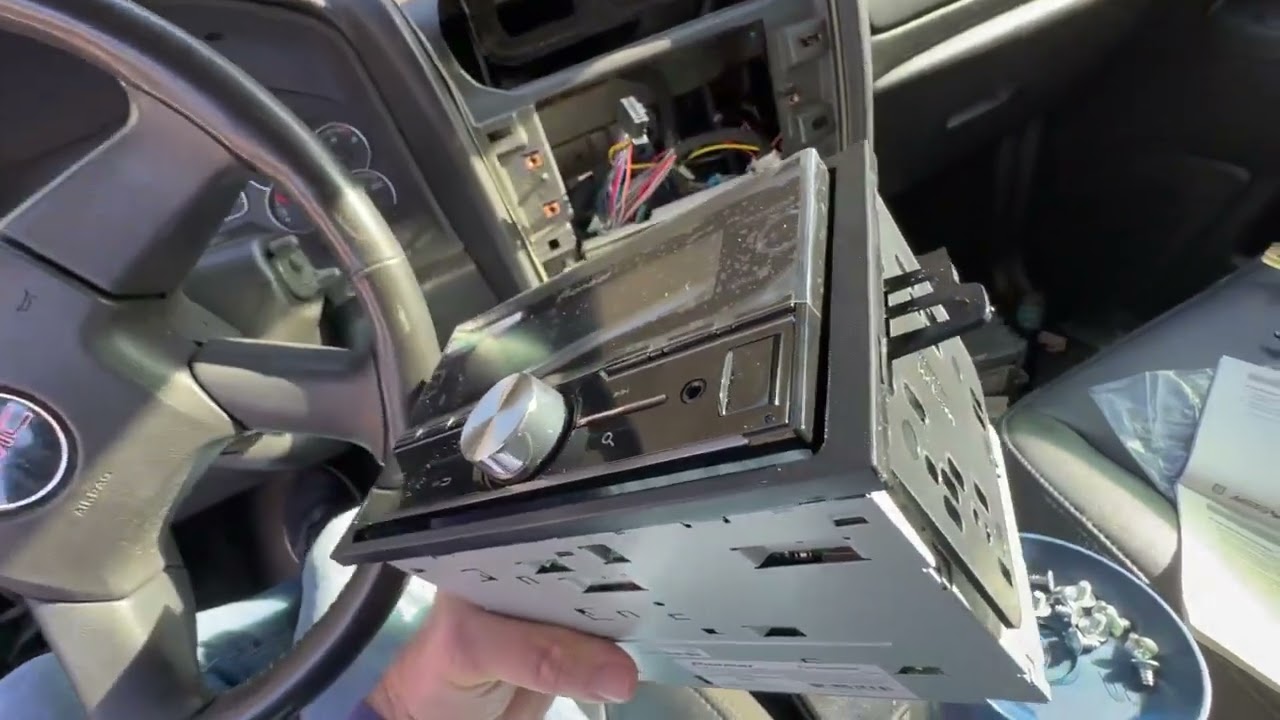 HOW TO INSTALL RADIO  in Chevy Trailblazer / GMC ENVOY MP3 BOSE BLUETOOTH GM CHEVROLET BUICK