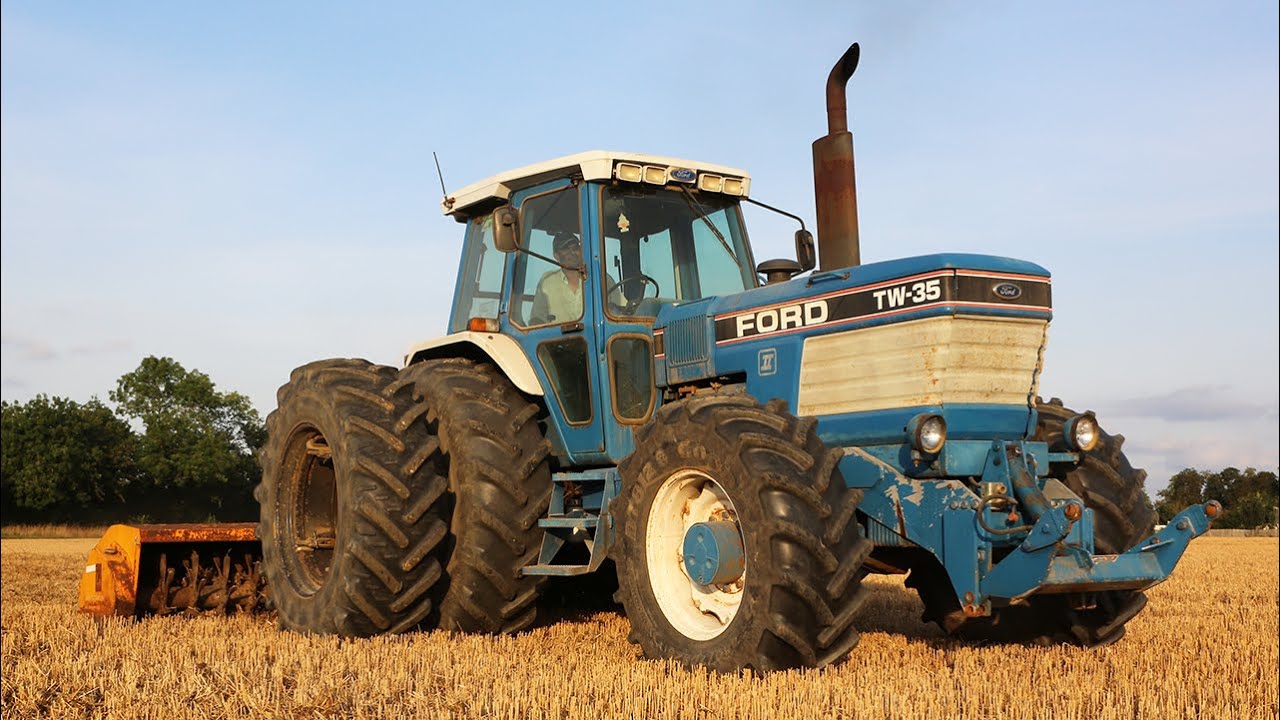Классический Ford TW-35 Force II 1987 года и огромный 5-метровый культиватор Bomford Dyna-Drive