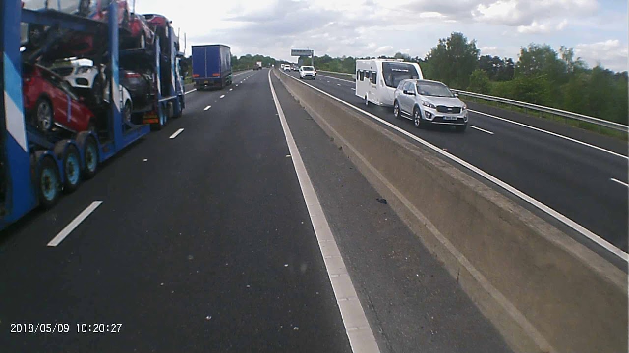 Dash Cam UK ECM driver nearly make a crash
