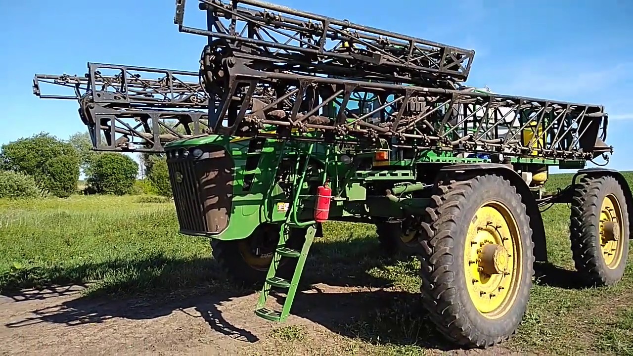 JOHN DEERE 4930 самоходный опрыскиватель , внешний обзор