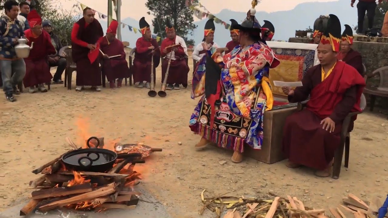 ༆ ཁྲོ་སྦྱིན་སྲེག།puja tatopani sindhupalchok bakham ghomchen rinpoche dara