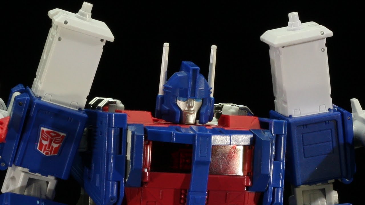 Takara MP-22 Ultra Magnus Transformation Sequence