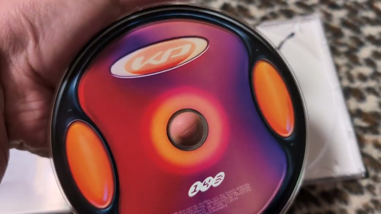 Katy Perry - 143 (Unboxing)