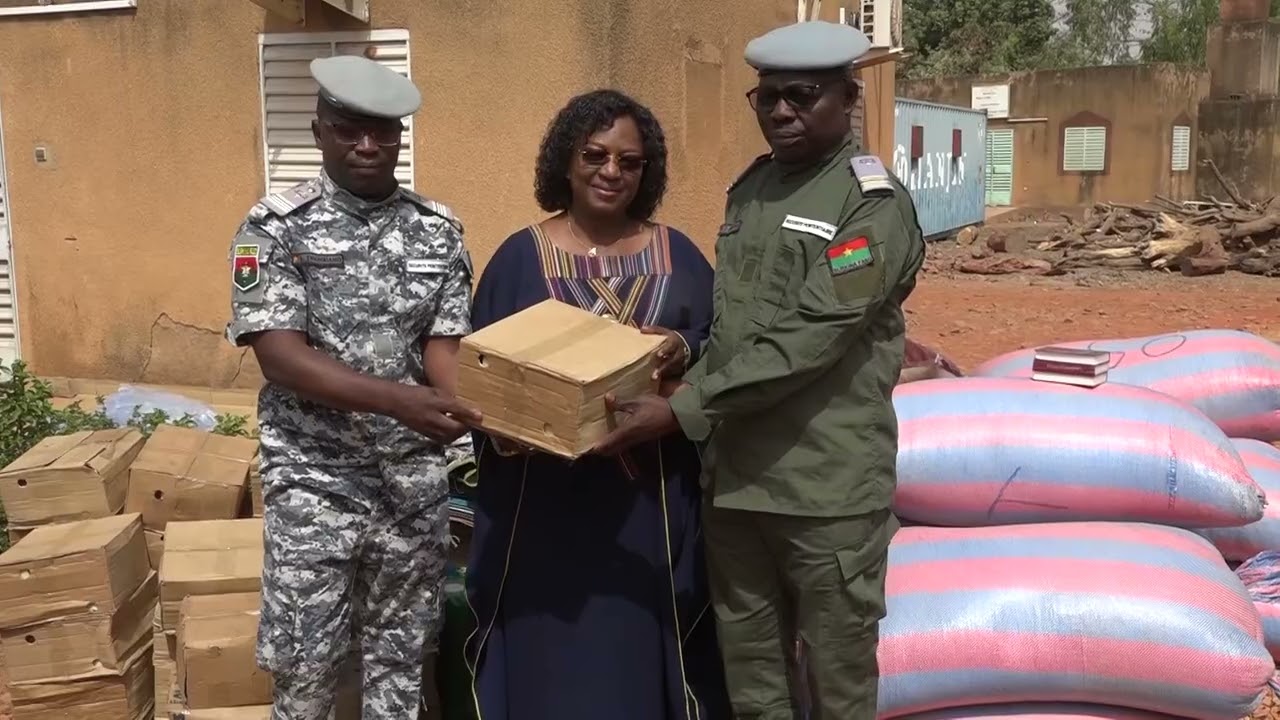 JT - DON  DE CIE-MIA AUX DETENUES  ET CENTRE Hospitalier de Koudougou-Edmond TAPSOBA ET Yannick KABO