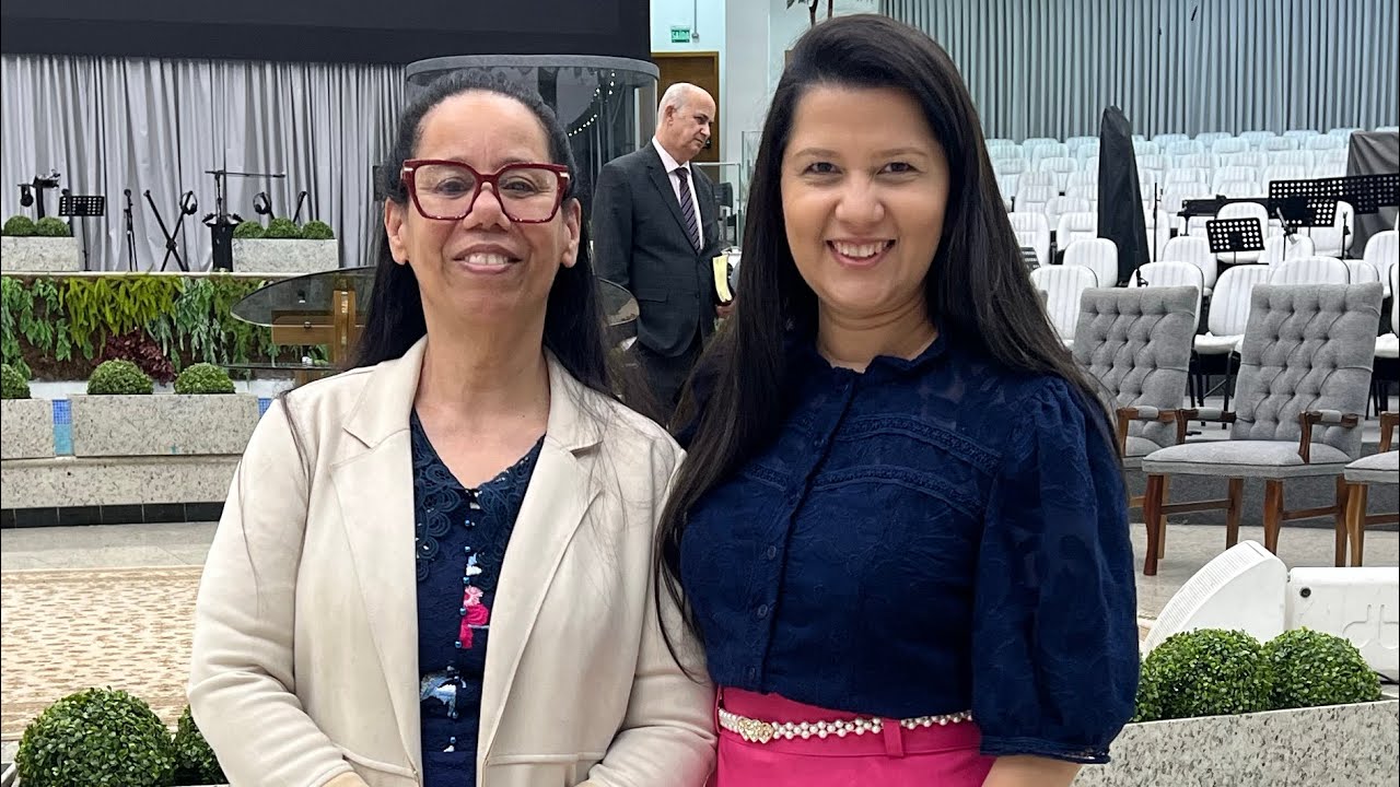 Intercessão | Sofia Cardoso e Karen Lima louvando na sede do Belém em São Paulo