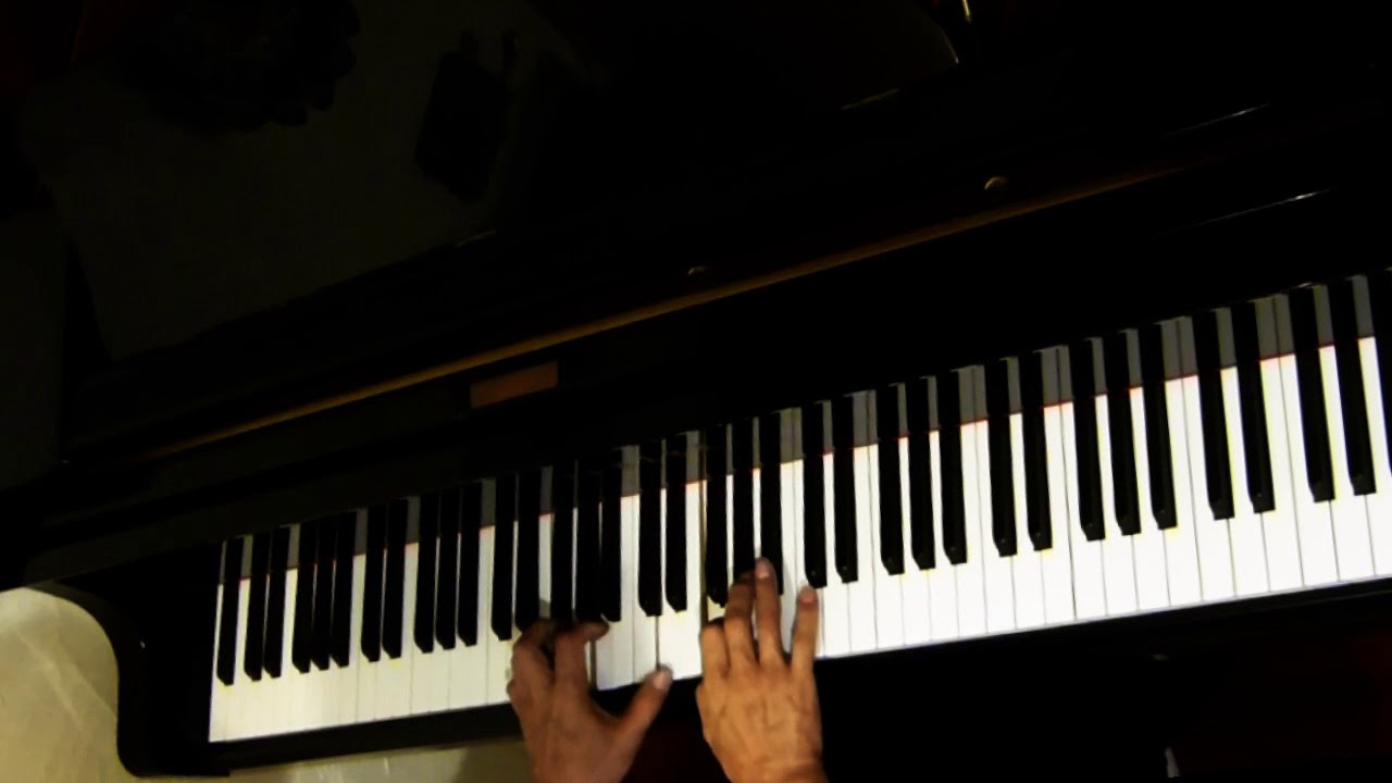 Autumn in New York (Vernon Duke) solo jazz piano