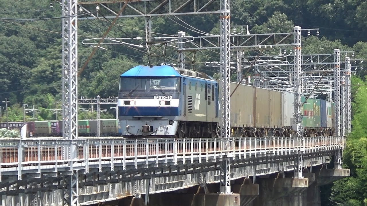山陽本線 吉井川橋梁をさまざまな貨物列車が通過