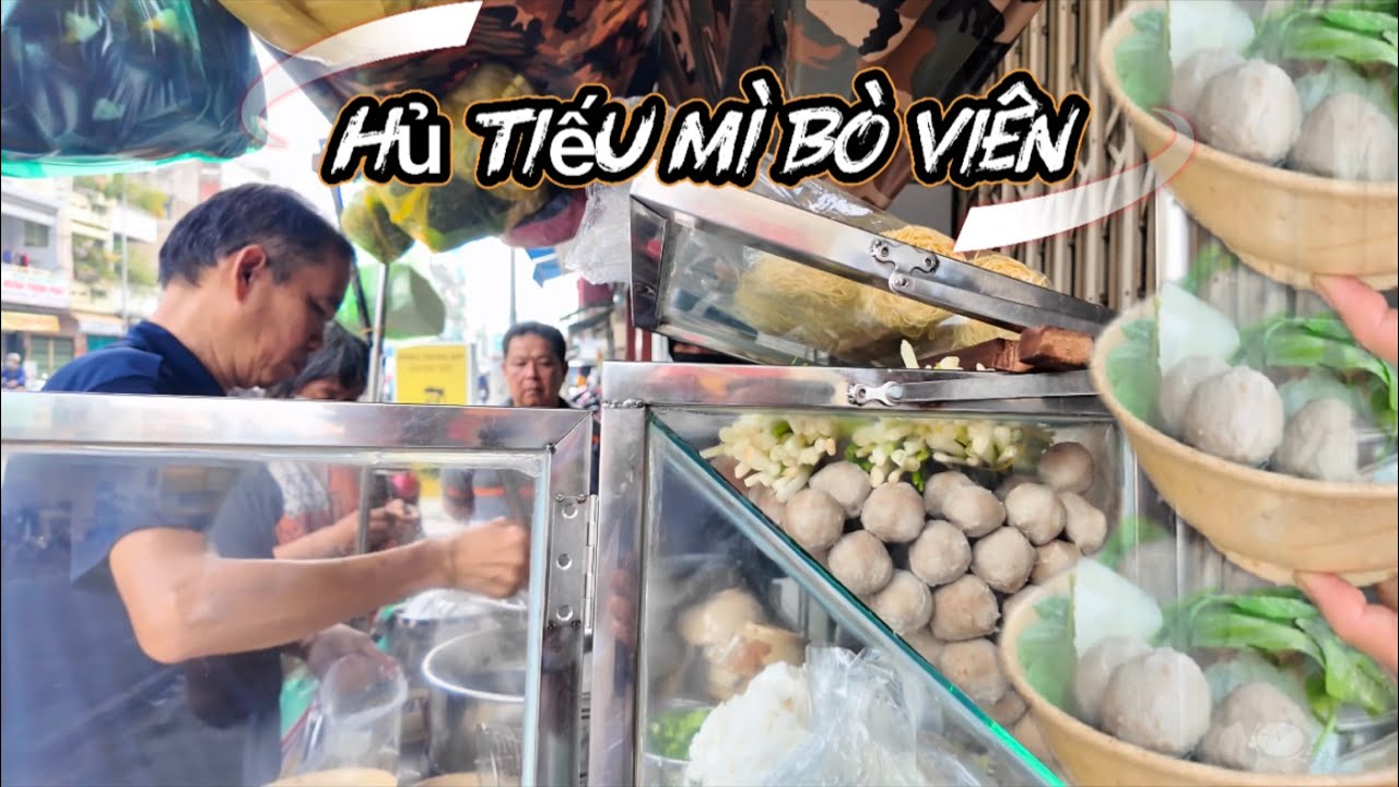 Xe hủ tiếu bò viên vừa dọn ra khách đã ngồi đợi chỉ bán 2 tiếng đồng hồ là hết sạch