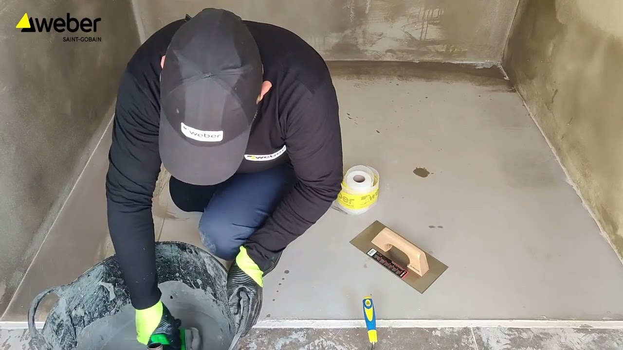Découvrez dans cette vidéo comment réaliser l’étanchéité d'une salle de bain ou piscine