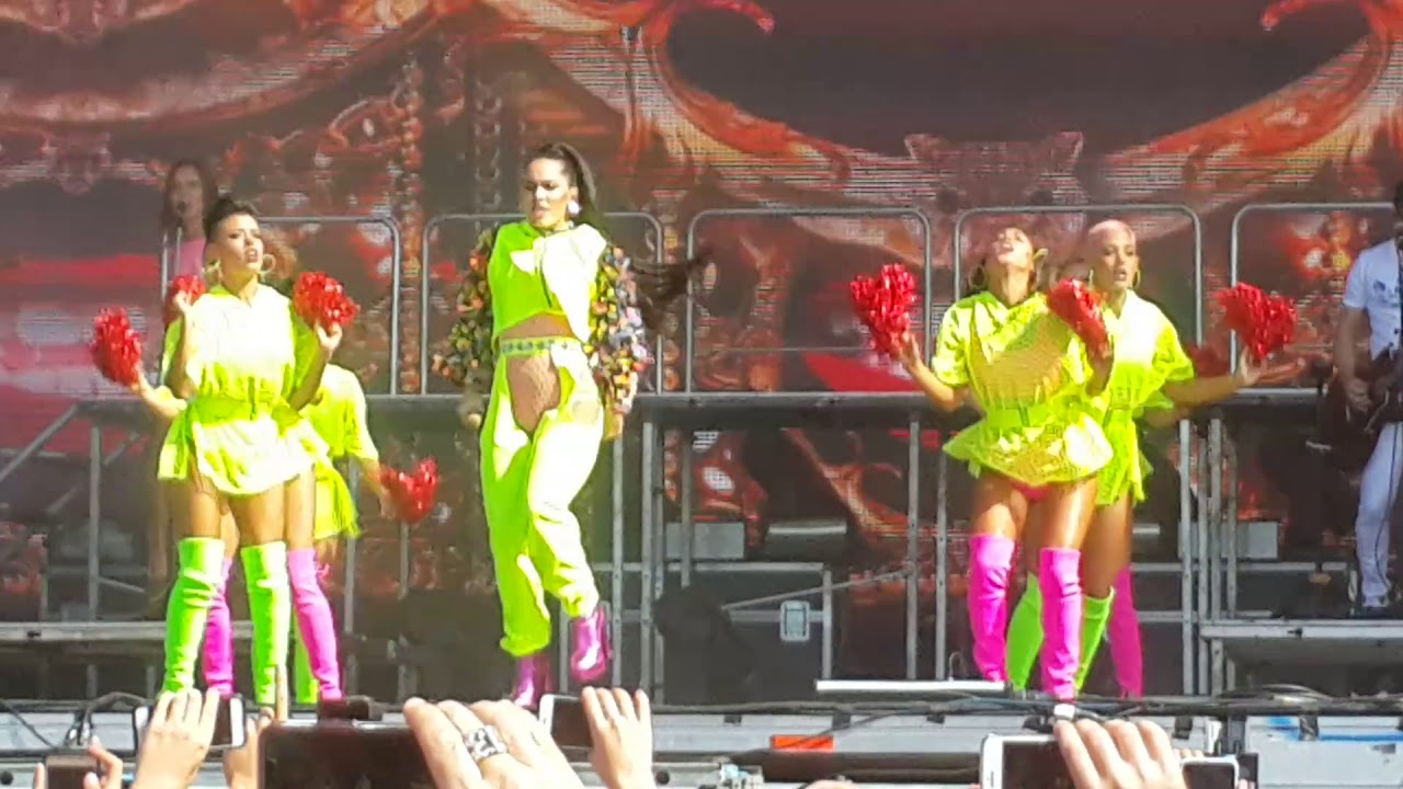 Lali lollapalooza Argentina 2019 - Intro + OMG 