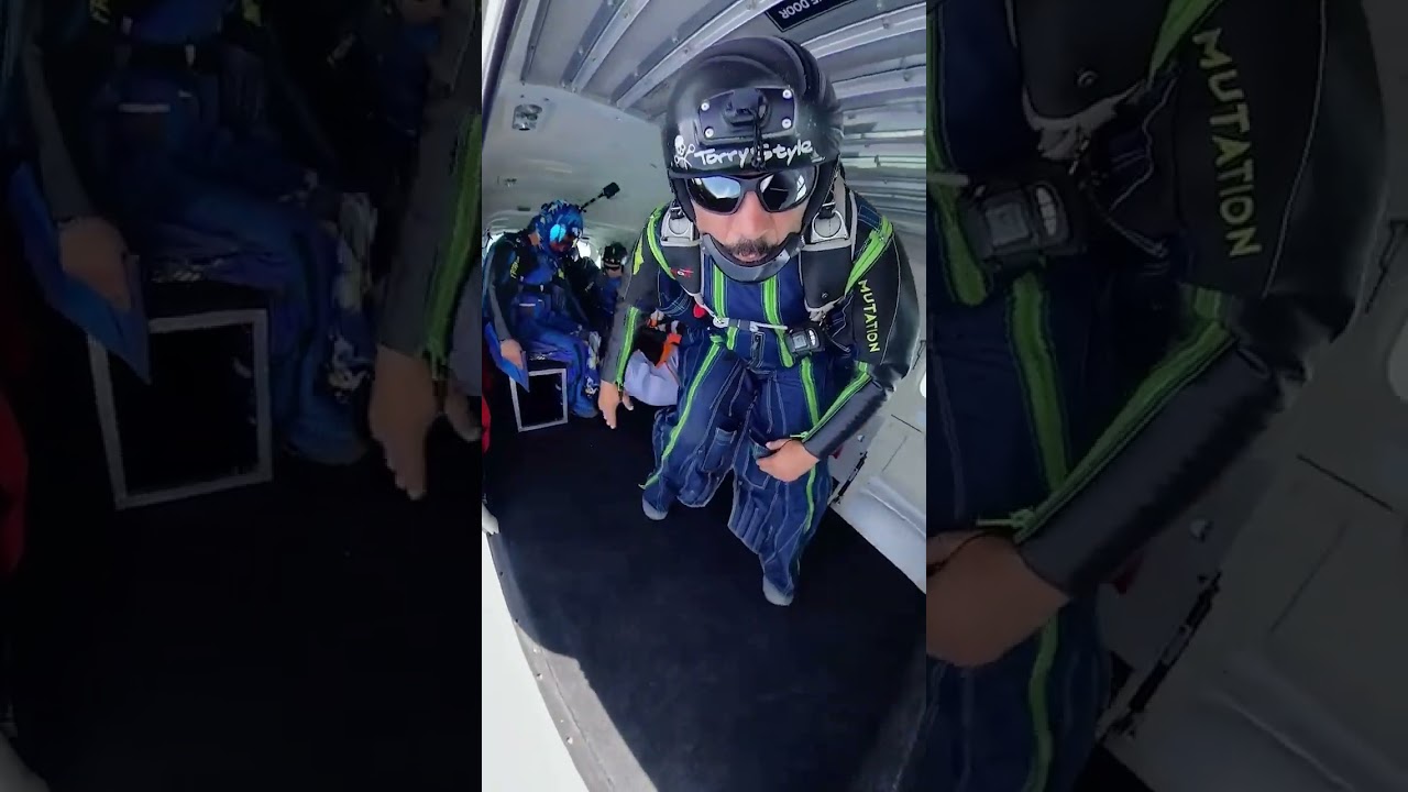 Skydive in Castellón with my Mutation suit #shortsvideo #shorts