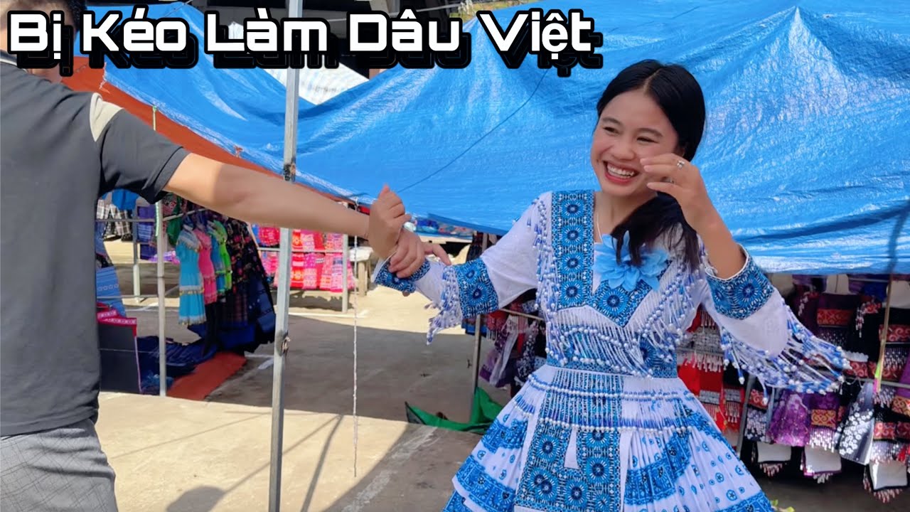 Không Ngờ Ở Chợ Phiên Vùng Cao Việt Nam Vui Như Vậy, Mặc Váy H'mong Ăn Gà Đen Ở Chợ Cán Cấu.