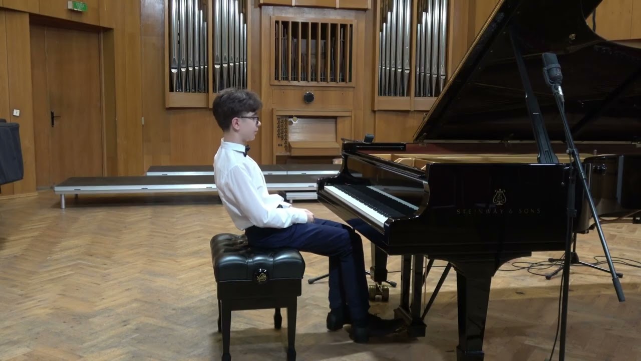 Angel Dandikov - Beethoven piano sonata Op 13 No 8 