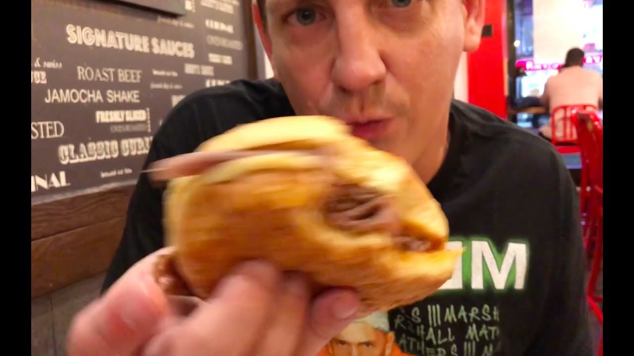 Arby's Beef 'n Cheddar & Traditional Greek Gyro | American Fast Food mit Money Boy