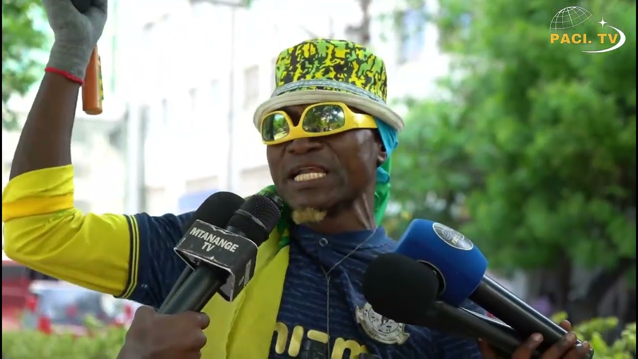 MZEE WA UTOPOLO AWAKANDIA SIMBA ISHU YA MO KUONDOKA, MASHABIKI WA SIMBA HAWAJIELEWI
