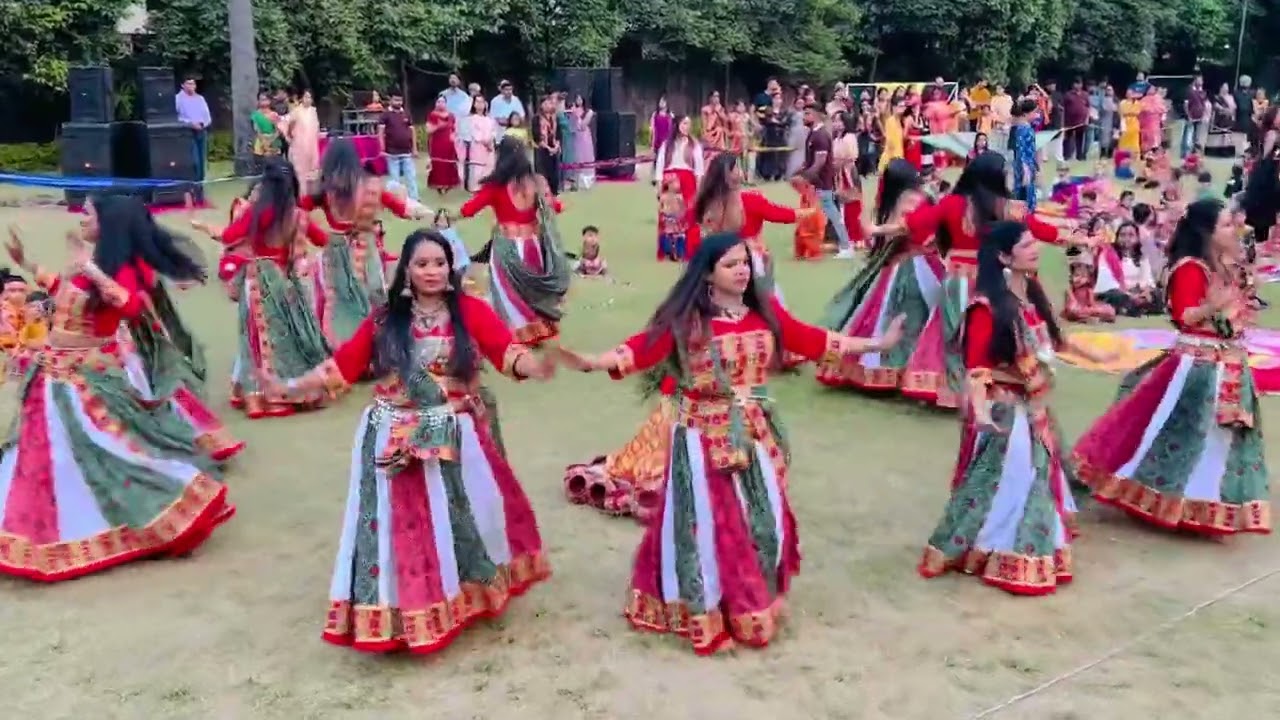 Maa ye garbo bolaviyo gagan chok ma re.  Garba. Original garba. Prachin garba 