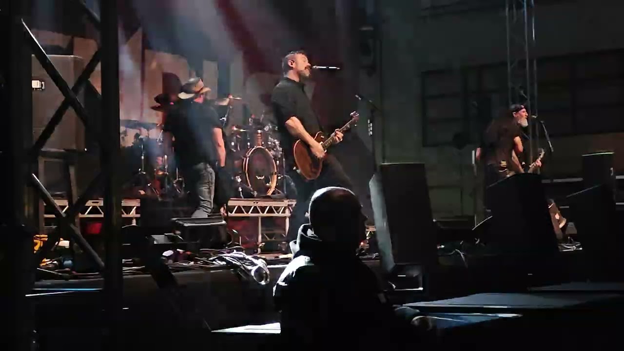 Sevendust - Face to Face