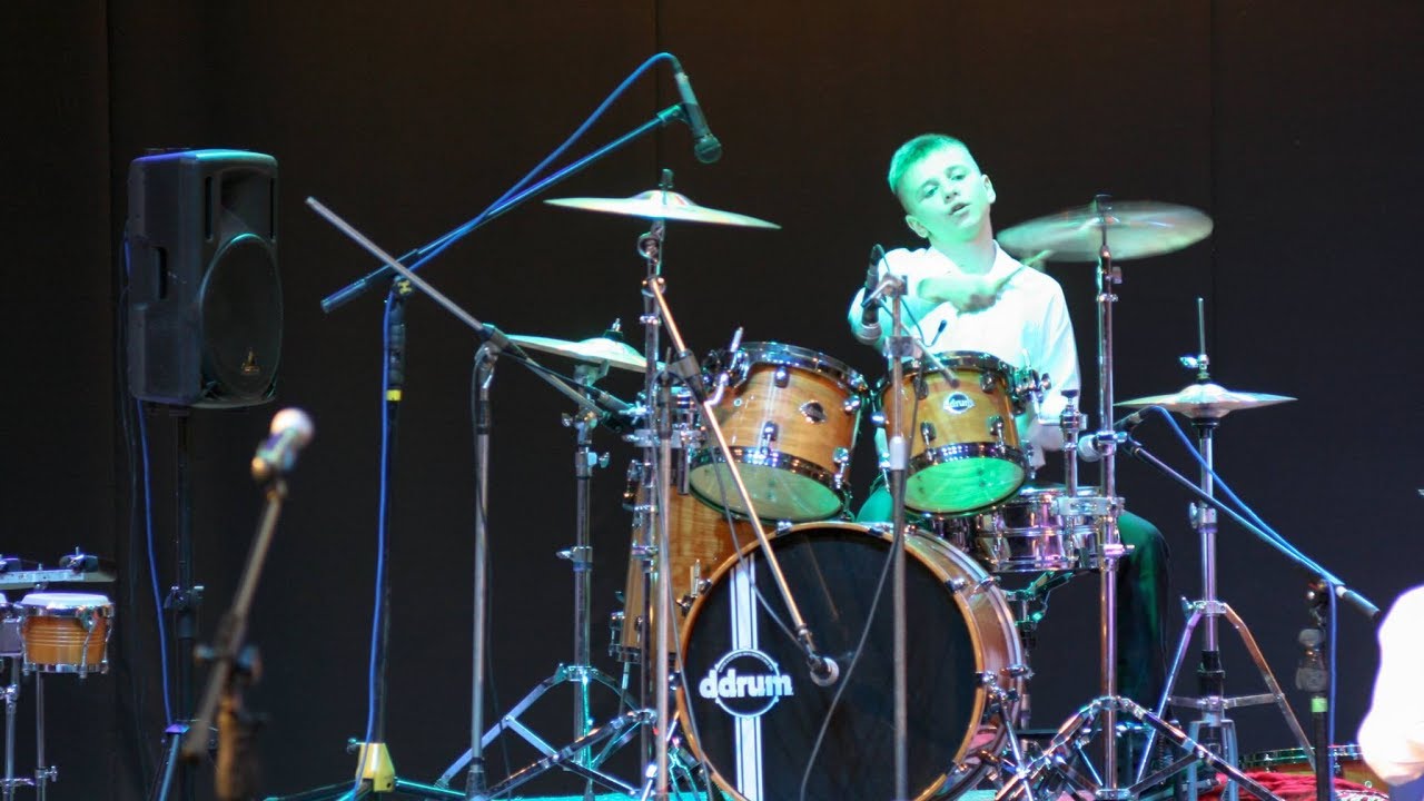 Drum Solo - Brothers - Daniel Varfolomeyev 13 years - Ilya Varfolomeyev 7 years