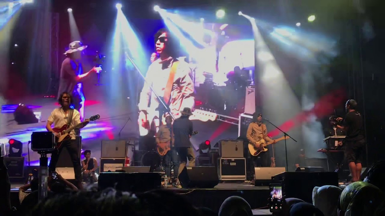 Btswt - Big black hole #freedomfestmy18