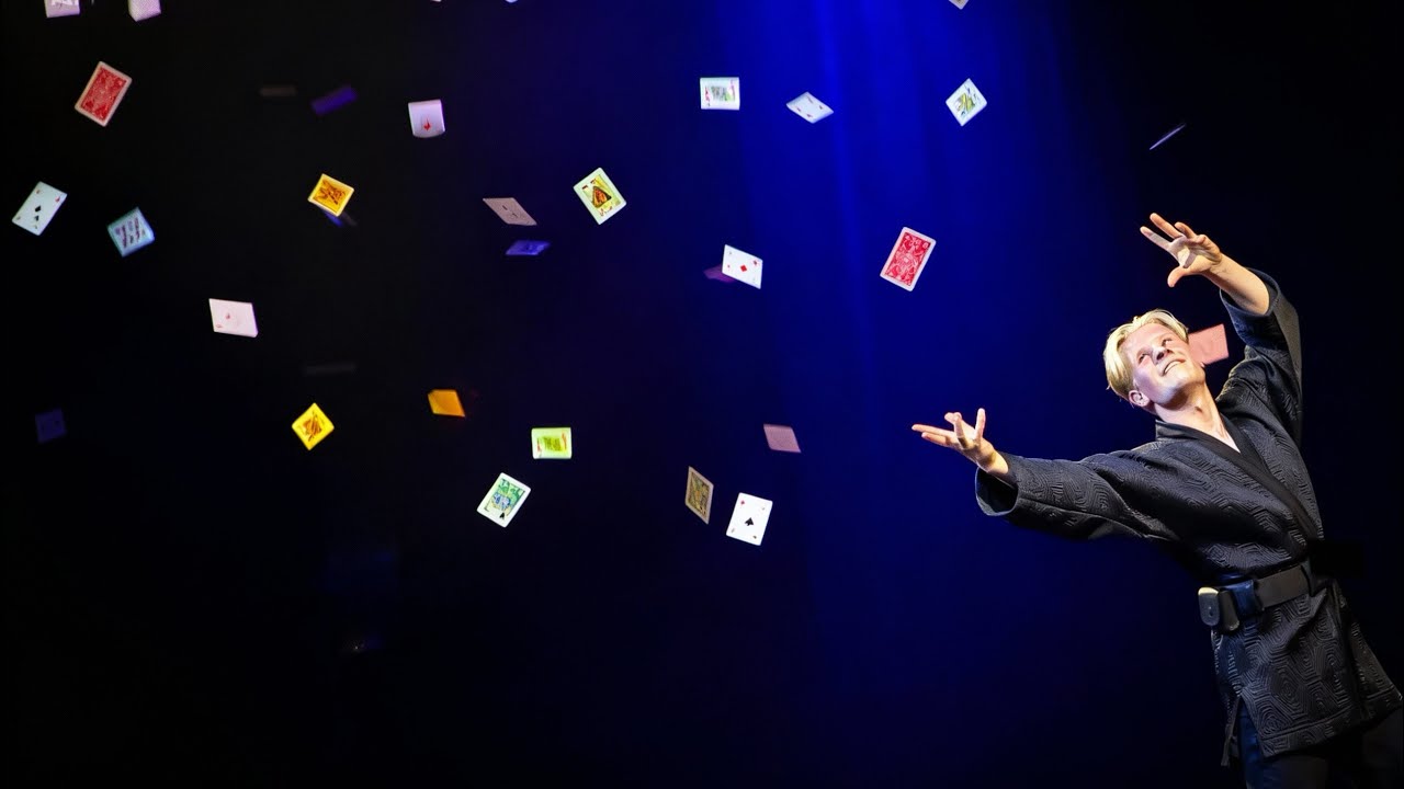Olivier Henning (16) Card Manipulation act 