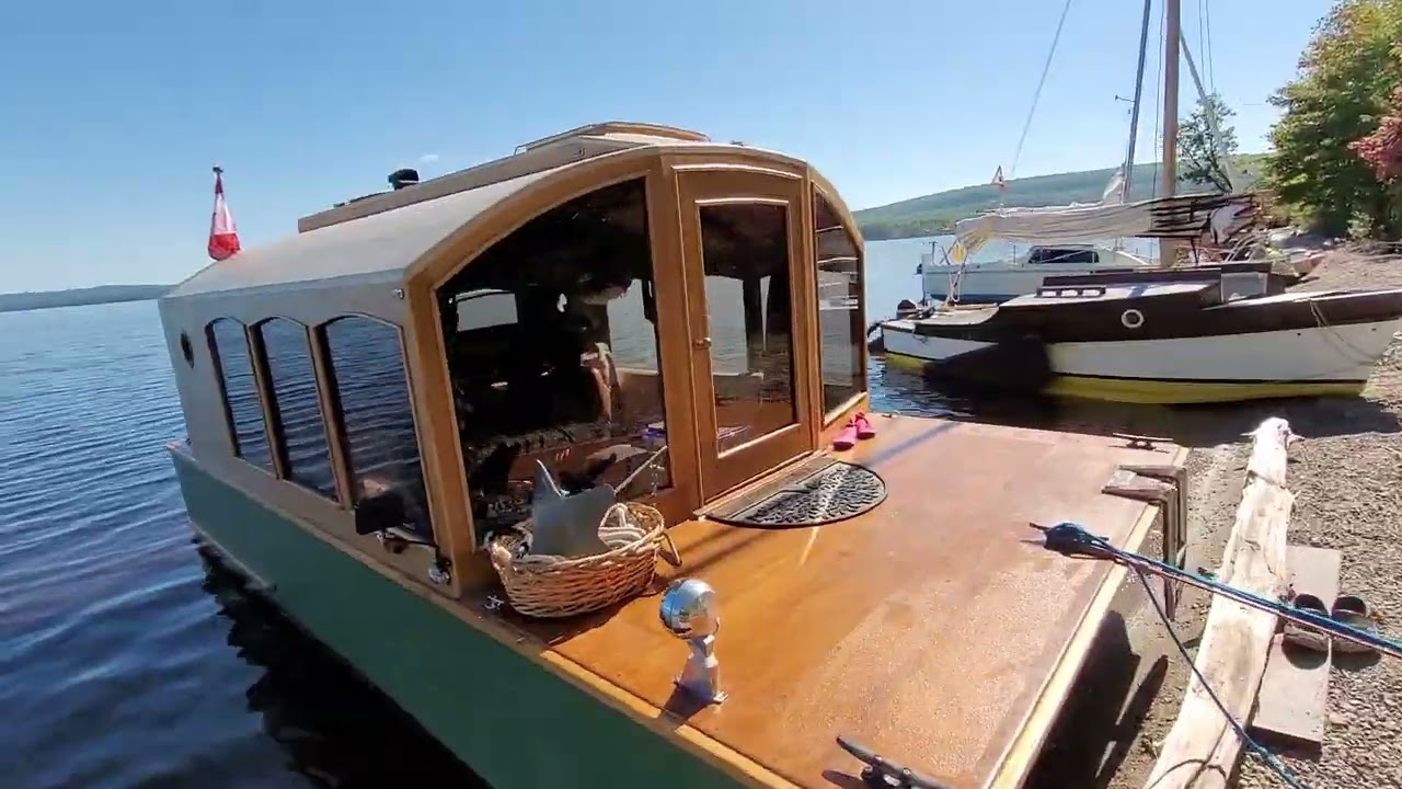 DIANNE'S ROSE, Tiny Houseboat, Island Camping