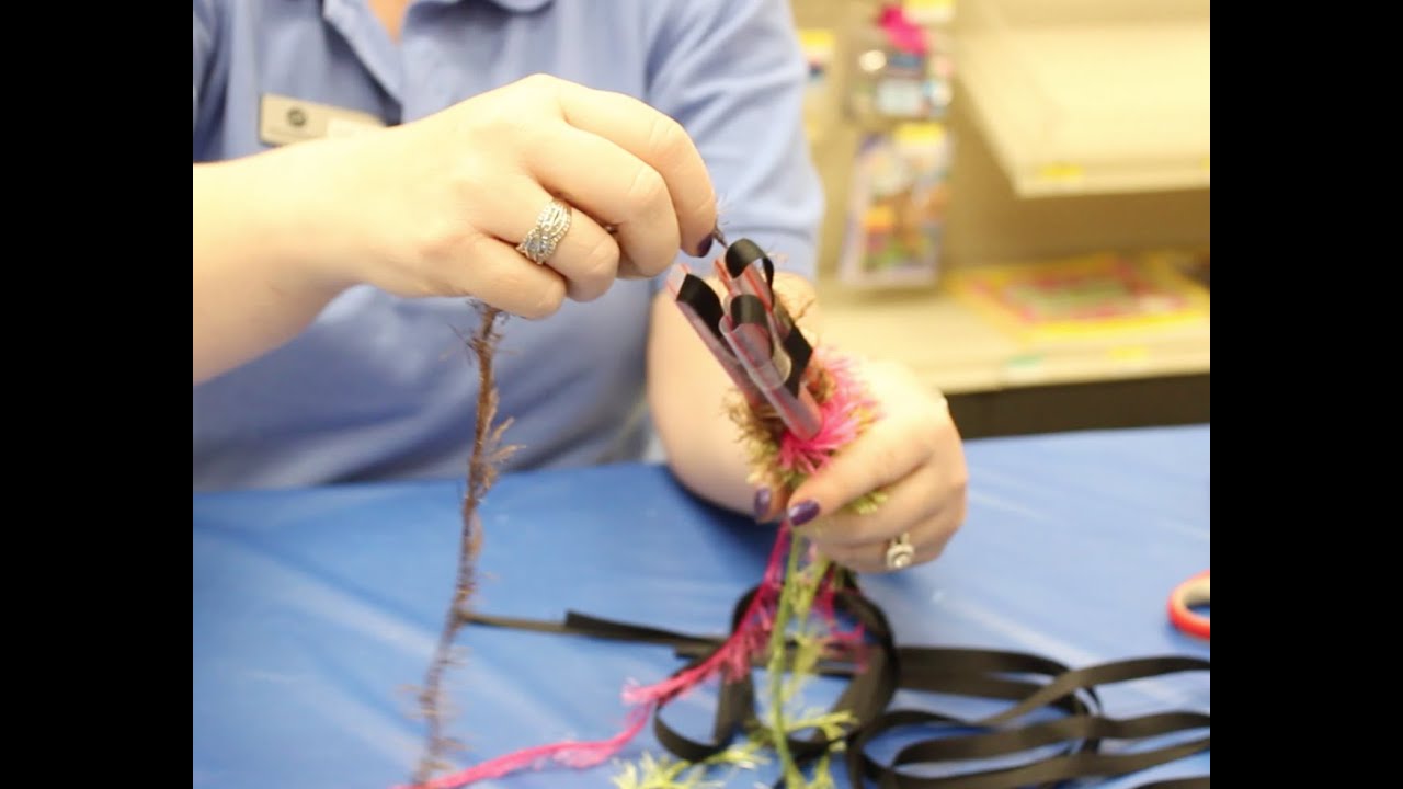 Crankin' Out Crafts-ep474 3 Straw Round Lei