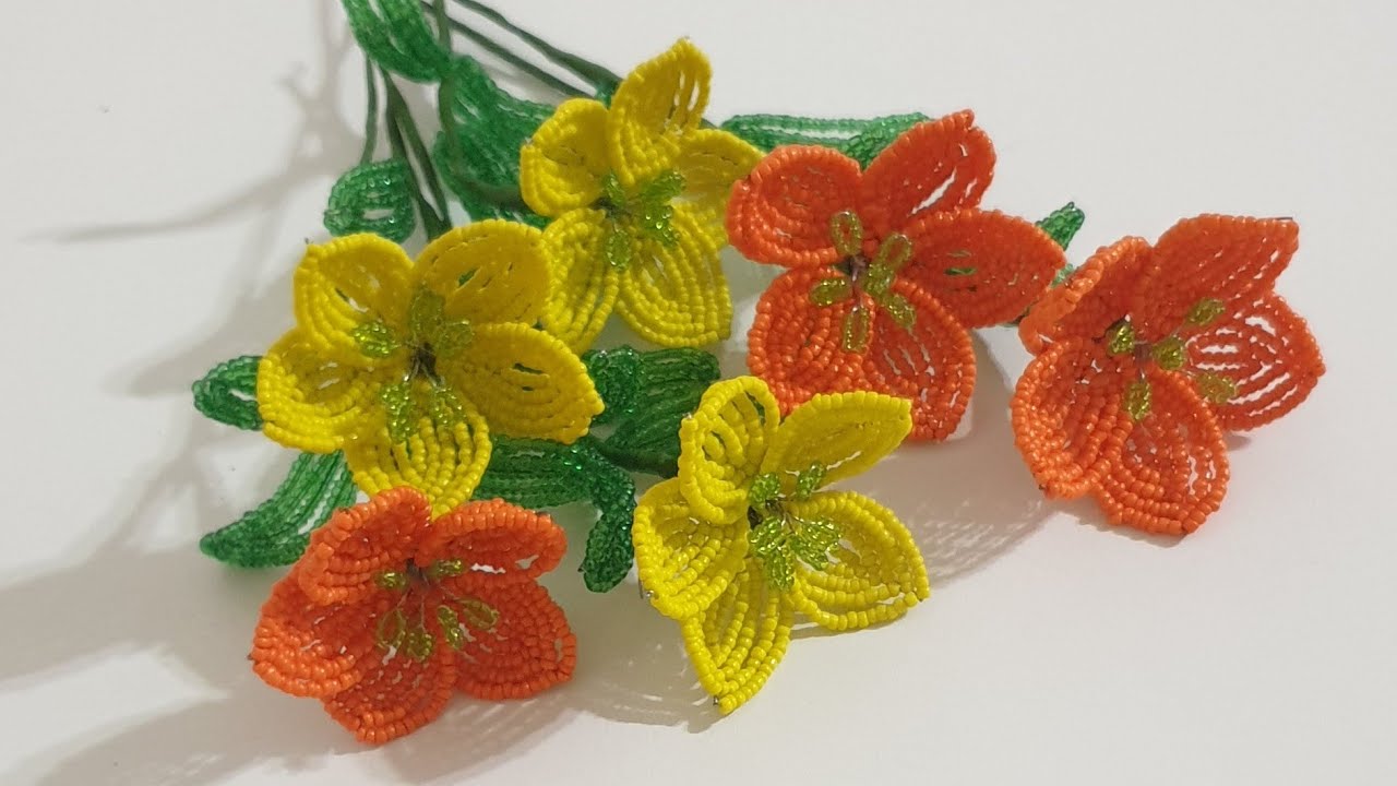 Çəmən çiçəklərindən birinin muncuqdan hazırlanması 🌼