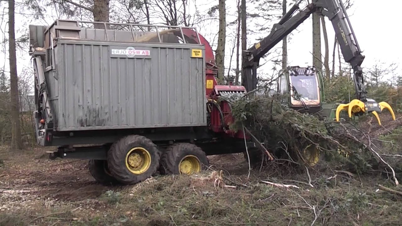 ERJO-OSW 9/93 on JD 1510E -10 mobile chipper