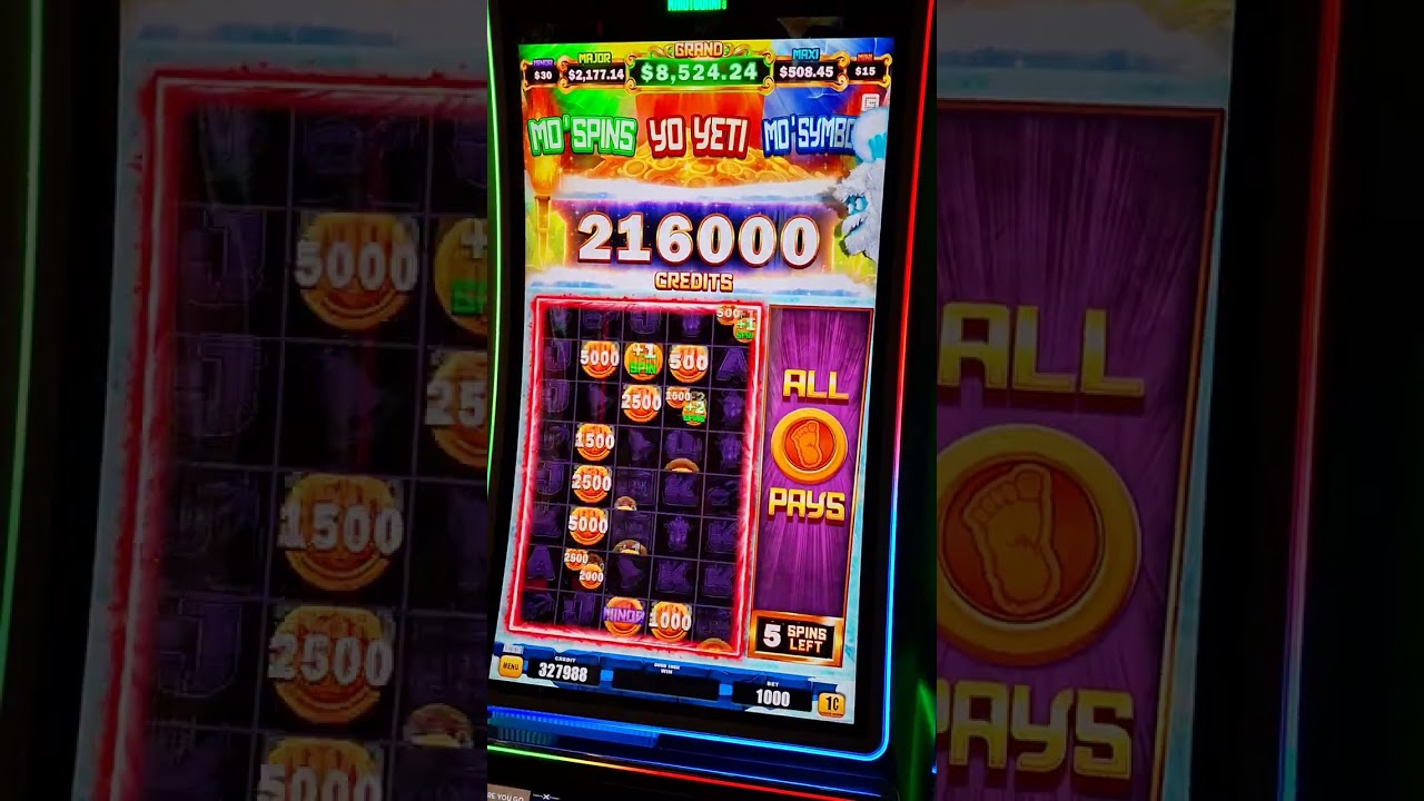 HUGE Win Spooky Link Slot! #celebritycruises #slot #slotmachine #gambling #cruiseship #viral #shorts