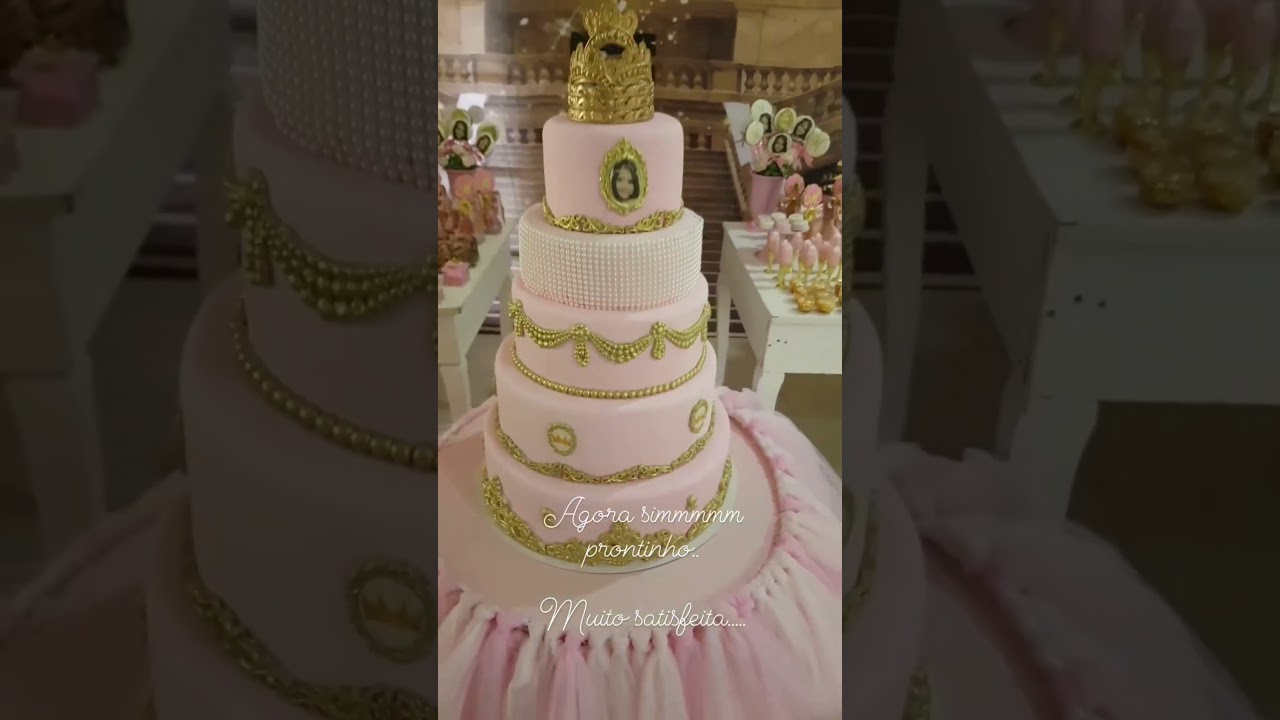 Bolo de aniversário....       