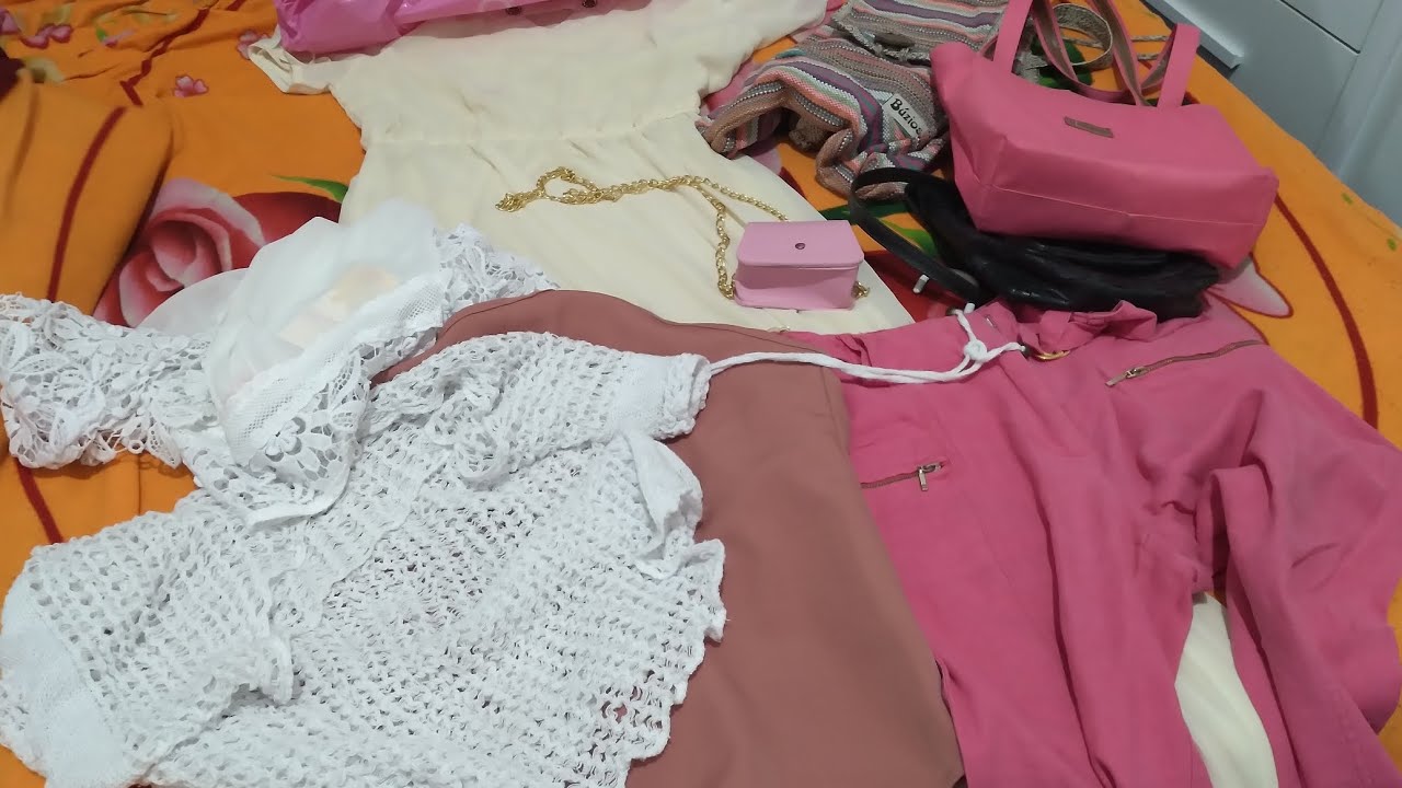 Comprinhas de brechó bolsa 2 reais. 