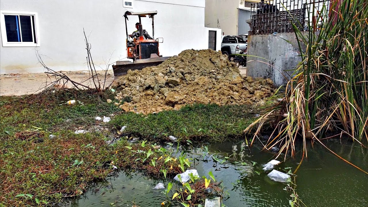 Fantastic New Project!! Filling Land By Bulldozer Komat'su D20P Push Soil with 5ton Trucks