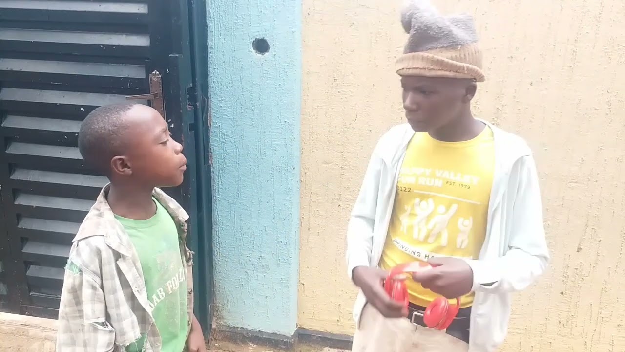 Maharikita=seriveri biragiye ahemukiye umwana muto