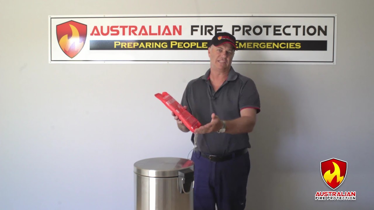How to Use a Fire Blanket