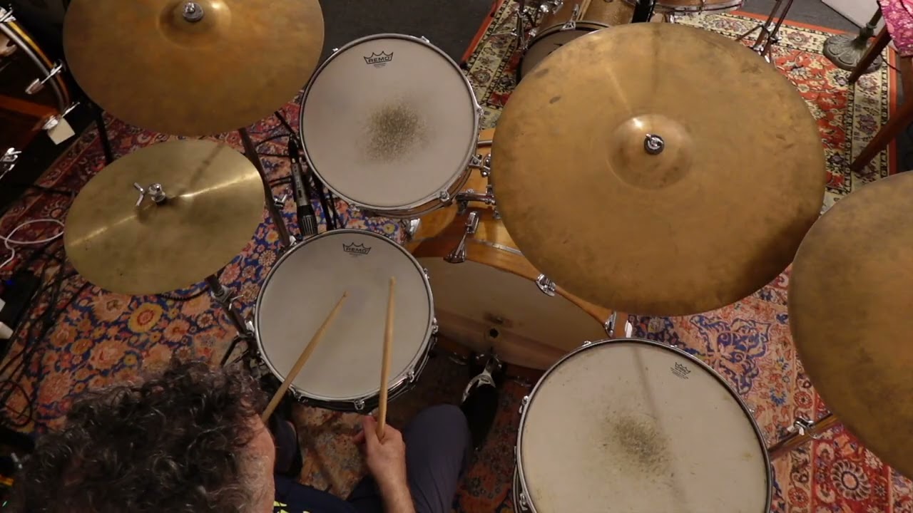 DAZED AND CONFUSED FAST DRUM GROOVE / ANALYSIS AND DEMO