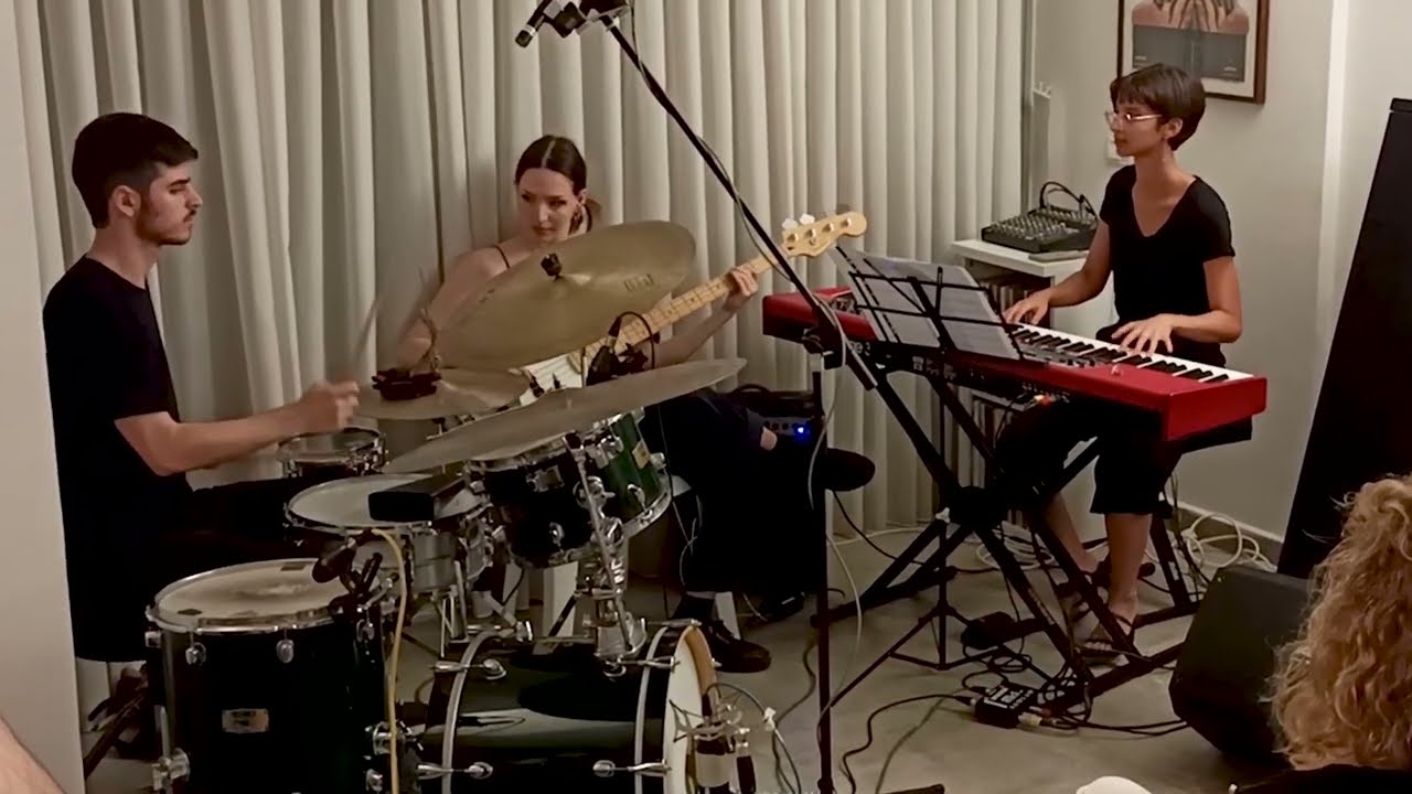 Klipa Trio - Harvesting Dance, live @Erez`s