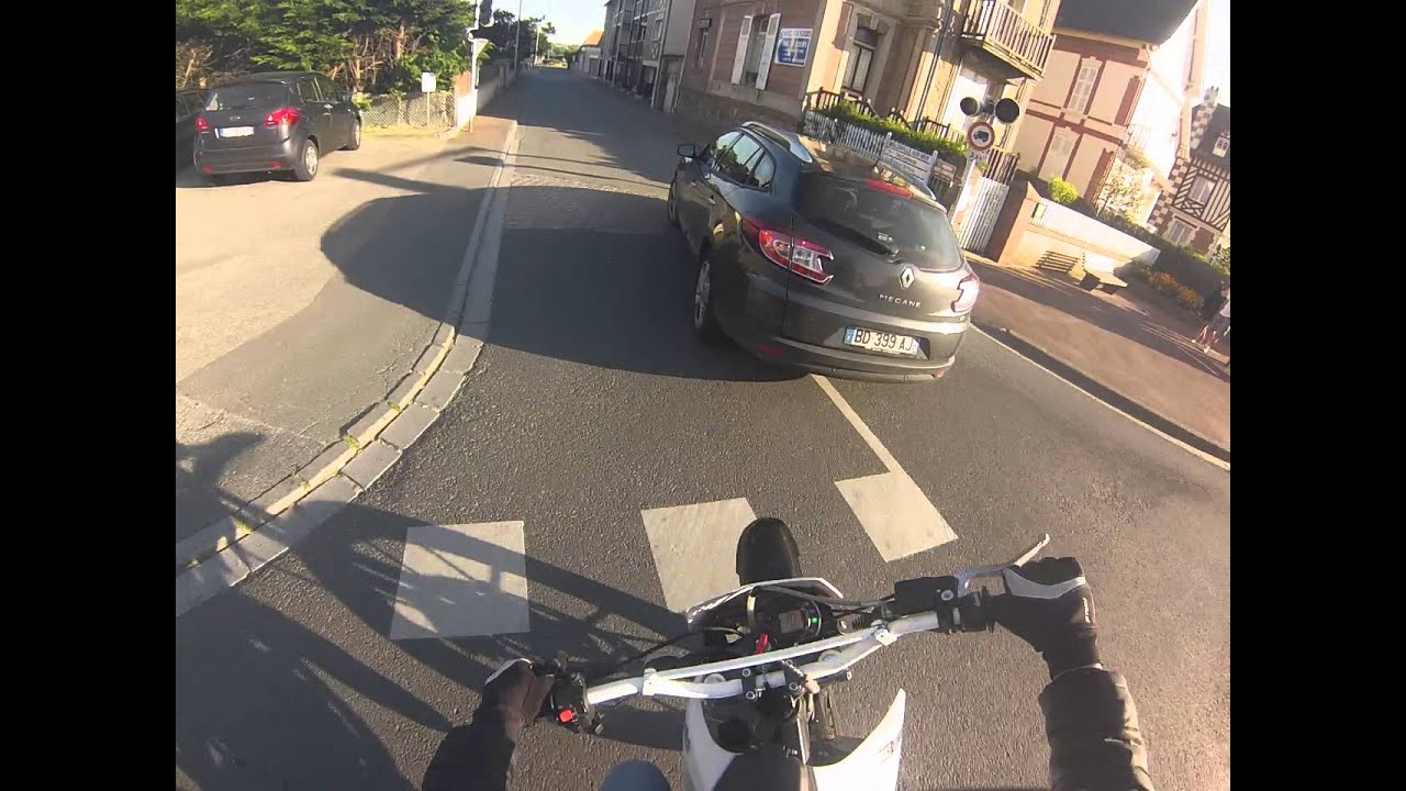 [GoPro] 113 km/h Derbi SM 50 Top Perf / Yasuni