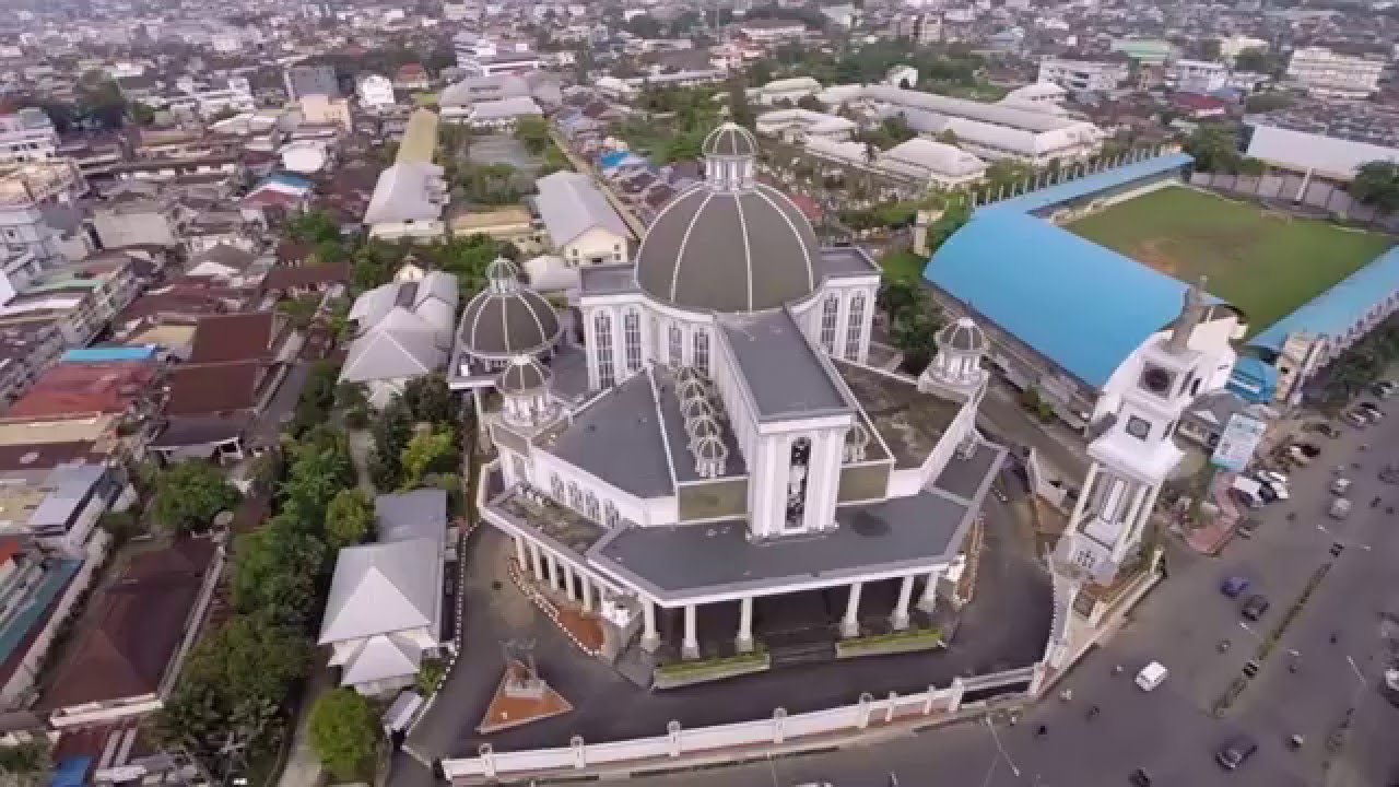 Pemerintah Kota Pontianak Mempersembahkan Pontianak Greets the World