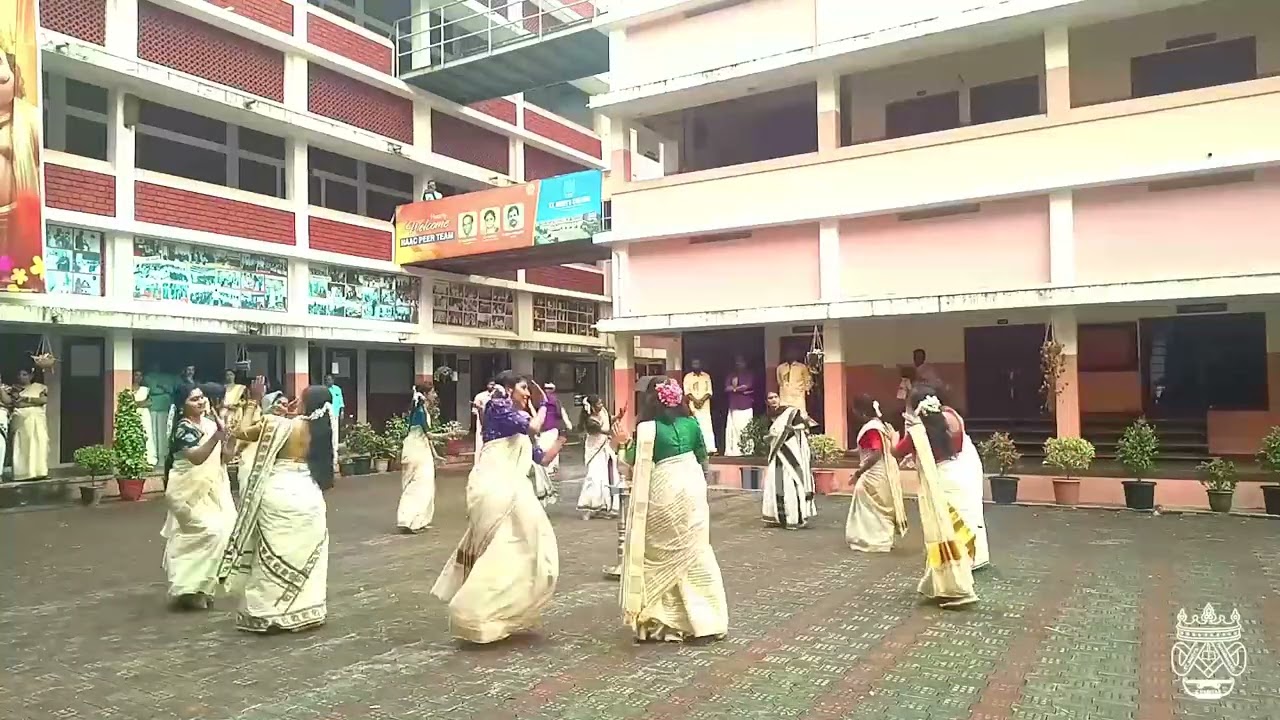 ONAM 2025 ST.MARY'S COLLEGE PUTHANANGADI: STAFF'S THIRUVATHIRAKKALI