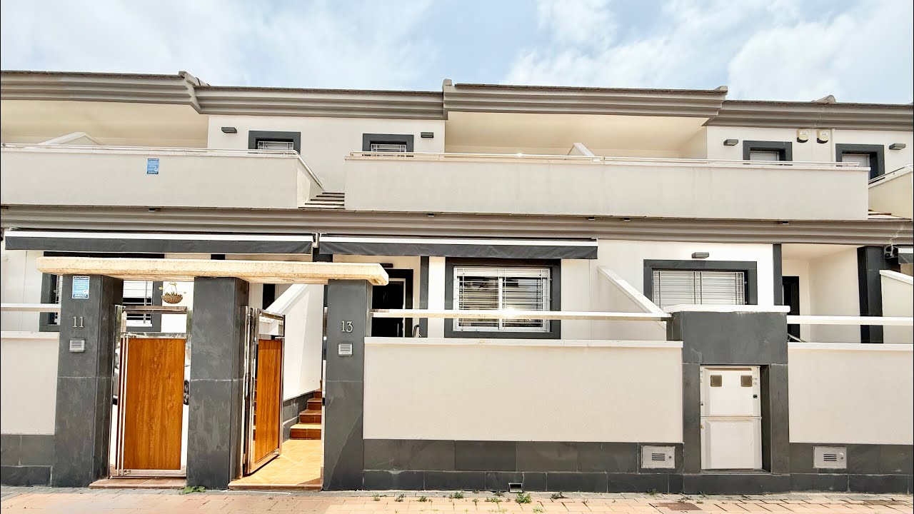 Casa de 4 habitaciones en venta en San Javier. Se vende duplex con sótano listo para entrar